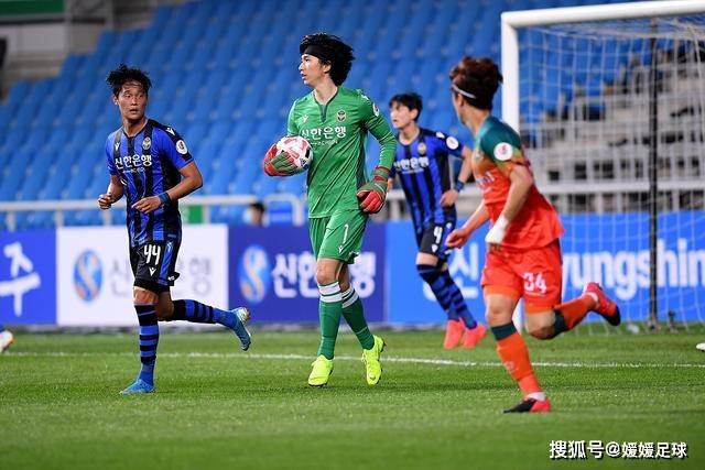 解说：尼克斯上半场歇大了 下半场及时复苏 布伦森无愧纽约之王